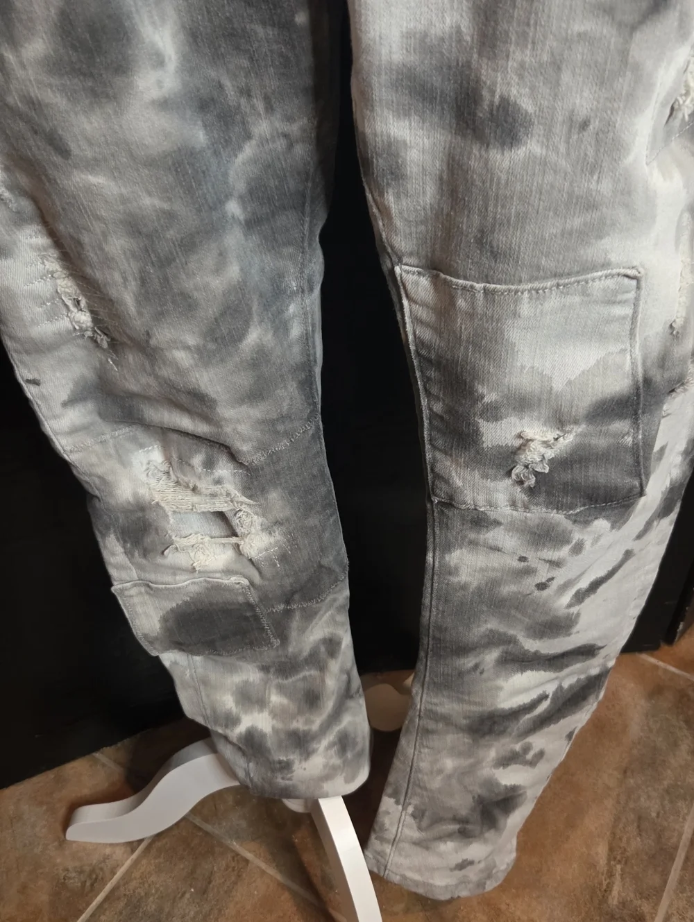 ✨️UPDATED✨️Sexy Woman Italy SW1207 Grey Tie Dye Distressed Boyfriend Jeans -